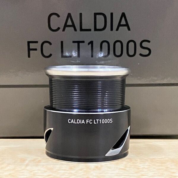 セール中 ※19日まで 未使用 ダイワ 25 カルディア FC LT1000S スプール 新品外し