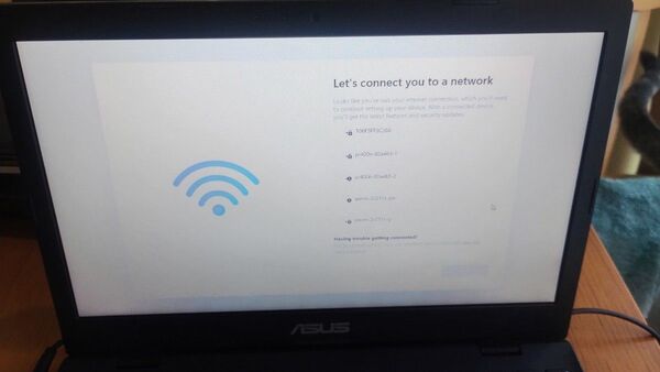 asus L210M ノートPC