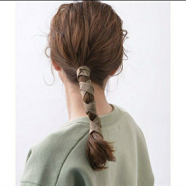 ワイヤーポニー モカ くすみカラー 細め ヘアアクセサリー タイトポニー ヘアアレンジ カジュアル