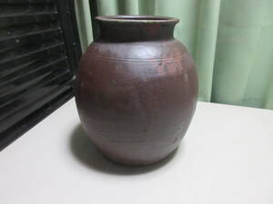 【A～5】　花瓶　味わいある重みのある花瓶　中古品　№倉5　お100