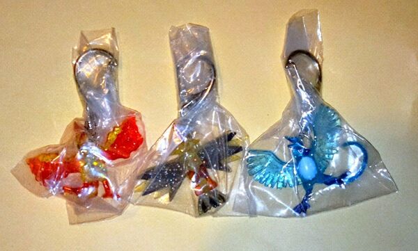 当選品★当時物 ポケモン ファイヤー サンダー フリーザー フィギュア キーホルダー バンダイ ガシャポン ガチャガチャ レア