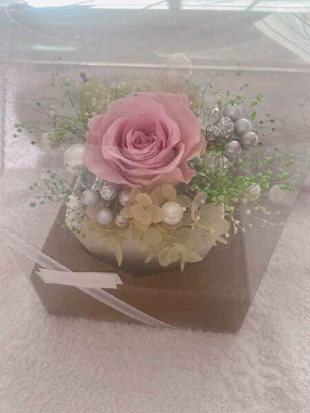 プリザーブドフラワー 置き花 薔薇 プレゼント 母の日 ラッピング済み リボン付