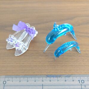 ミニチュア ガラス ガラスの靴とイルカの親子