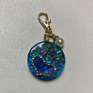 ☆262 レジン ハンドメイド キーホルダー キラキラハート ブルー系