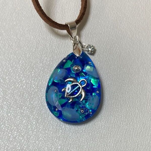 ☆275 ペンダント くらげの海 海亀ver. ブルー レジン ハンドメイド