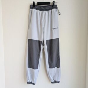 アディダスオリジナルス ロングパンツ アドベンチャー トラックパンツ ポーラーフリース ジョガーパンツ
