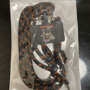 スマホショルダー オレンジと黒の編み込み 台湾ノベルティ