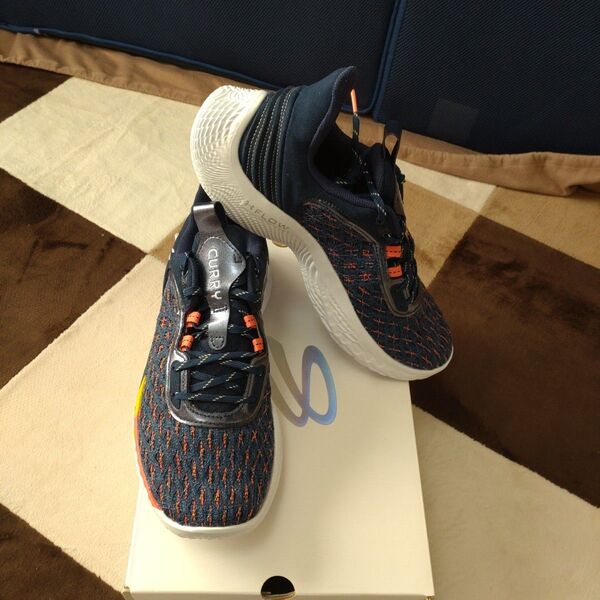 #UNDER ARMOUR curry9 28.5cm US10.5