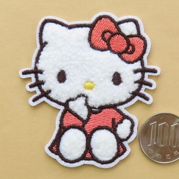 ふわふわ サンリオ ハローキティ アイロン ワッペン アップリケ パイル 4082 手芸用品 アレンジ patch