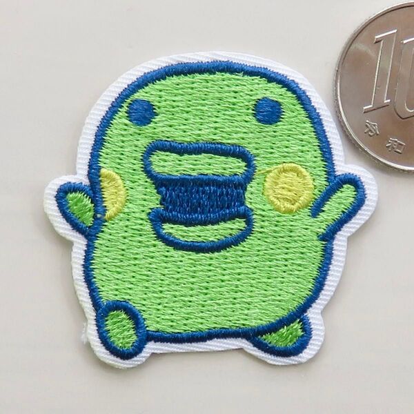 たまごっち くちぱっち アイロン ワッペン アップリケ 手芸用品 アレンジ patch パッチ キャラクター
