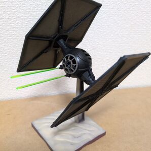 タイファイター ファーストオーダー 1/72 塗装済み完成品 バンダイ