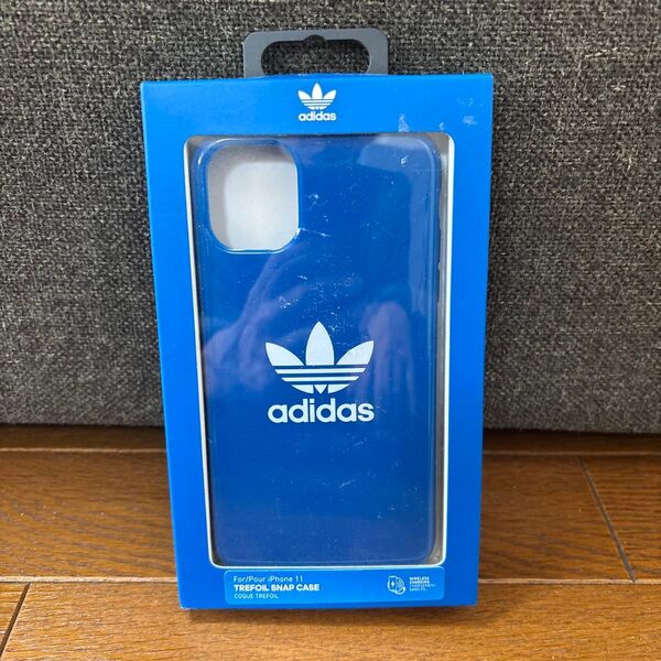 【新品】アディダス iPhone 11 スマホケース Trefoil FW20 Bluebird 40531EX6434