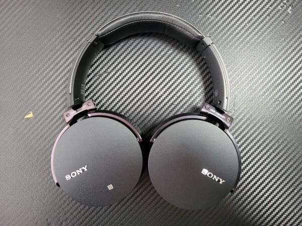 SONY MDR-XB950BT
