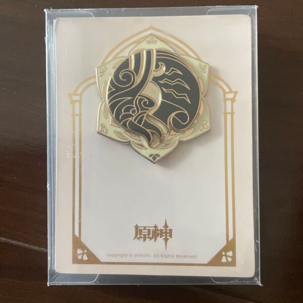 新品★公式正規品 原神 知論派 アルハイゼン ファルザン 金属バッジ 学院祭 教令院