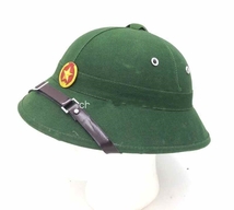 【送料無料】ベトナム人民軍 ヘルメット ウォーハット 北ベトナム軍 NVA ベトコン ベトナム 帽章付 グリーン 緑 レプリカ 複製 新品_画像1