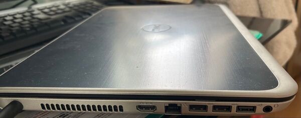 ノートパソコン DELL