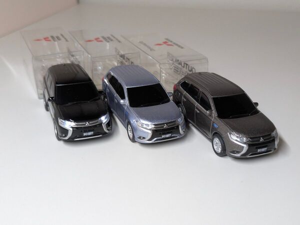三菱 アウトランダーPHEV ミニカー