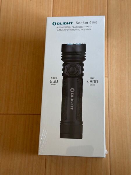 OLIGHT オーライト Seeker 4 Pro ブラック