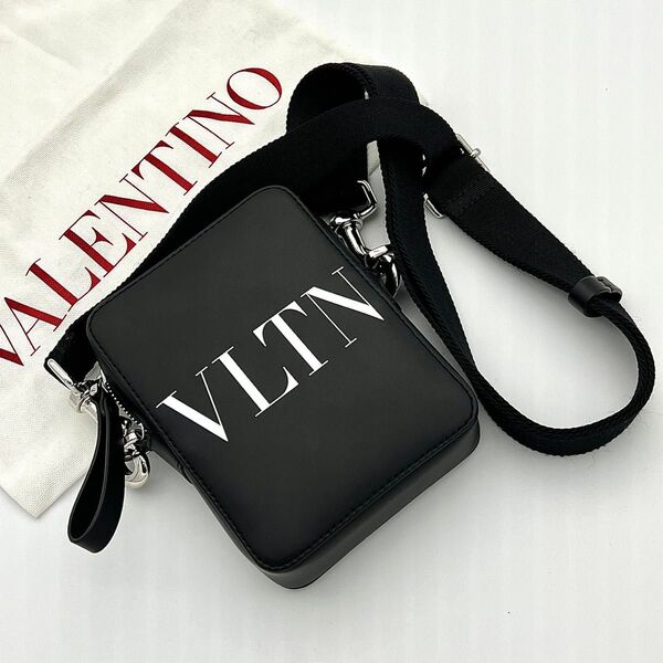 【新品仕様】ヴァレンティノ ショルダーバッグ VLTN トップジップ 黒