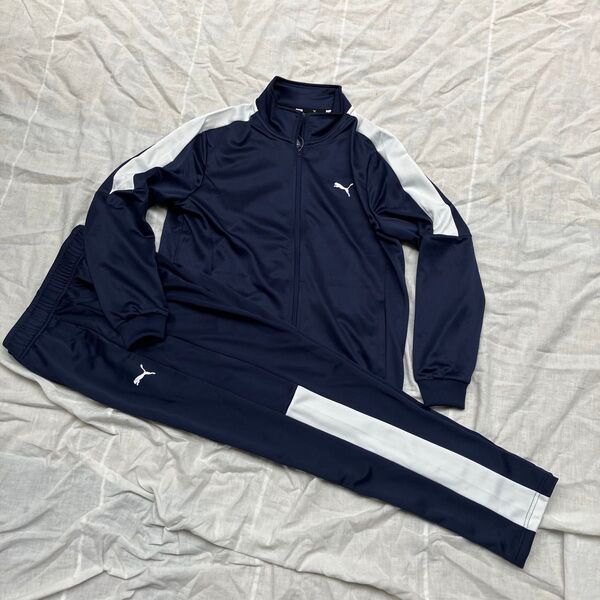 新品未使用品 puma プーマ Mサイズ 紺ネイビー ジャージ上下セット 681075/681076(06)