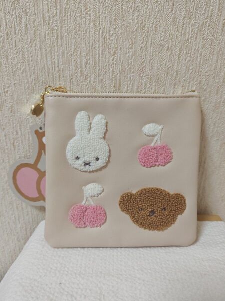 新品☆ミッフィー&ボリス☆サガラ刺繍☆スクエアポーチ