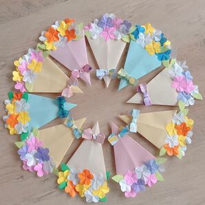 花束 折り紙 壁面