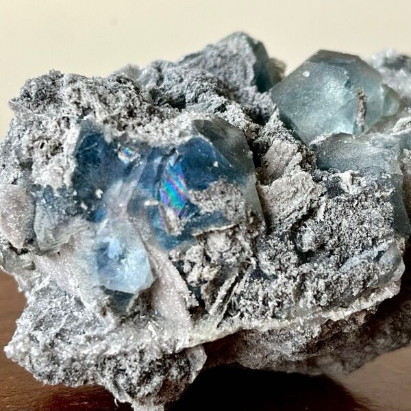 虹 キューブ ブルー フローライト 983.75ct 蛍石 原石 パキスタン 鉱石 鉱物 天然石 パワーストーン グリーンブルー