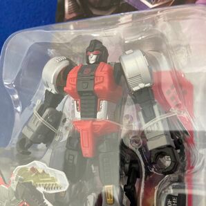 PP-04 ダイノボットスラッシュ Transformers Power of the Primes Dinobot Slash