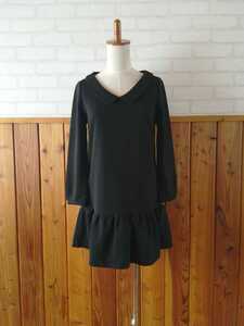 E hyphen world gallery lady's One-piece M-L size rank black long sleeve tunic easy . plain W