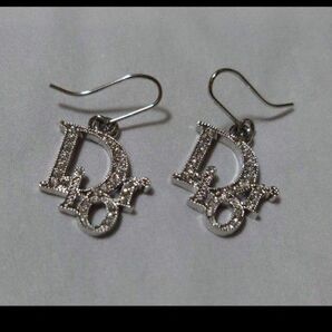 Dior ピアス