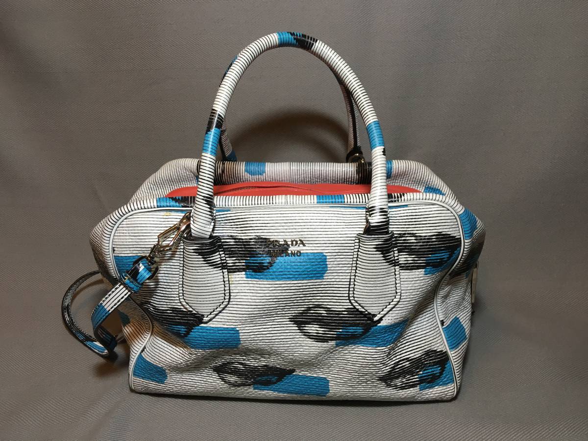 ヤフオク! -(prada プラダ) (唇 リップ)(ファッション)の中古品・新品