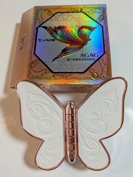 【新品未使用】AGAG バタフライアイシャドウパレット #04 ラベンダー (ピンク系) ☆価格の相談はご遠慮下さい。