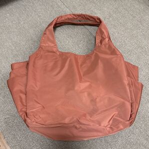 美品!ポケット多数便利なトートバッグ