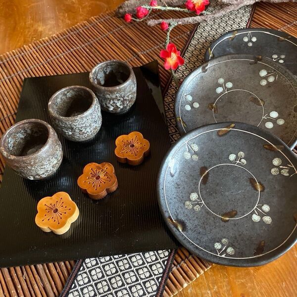 和モダン陶器 花模様おもてなしセット 銘々皿・窯元ぐい呑・箸置き 和食器
