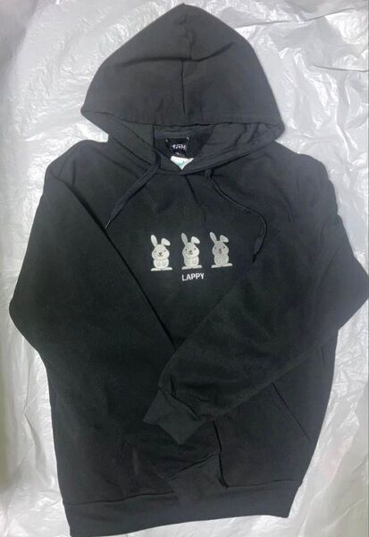 ラヴィット ラッピー パーカー 黒 Mサイズ アクキー付き