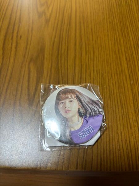 TWICE サナ 缶バッジ
