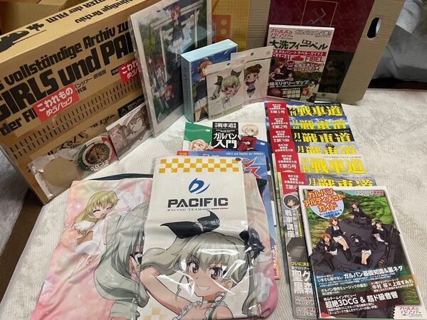 ガールズ&パンツァーグッズセット