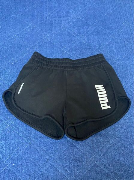 PUMA (プーマ) ブラック ショートパンツ Mサイズ