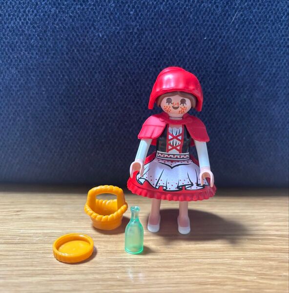 プレイモービル playmobil fi?ures(series 22) 赤ずきん