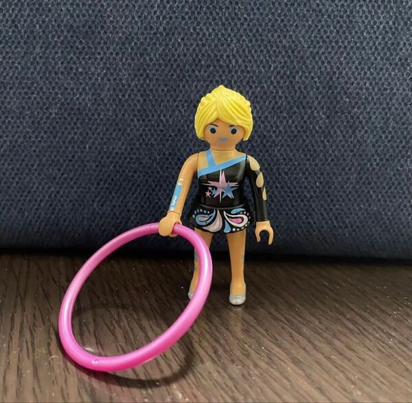 プレイモービル playmobil fi?ures(series19) 新体操の選手