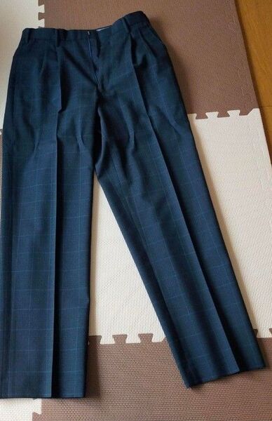 美品 夏用 制服 スラックス グレー チェック W76