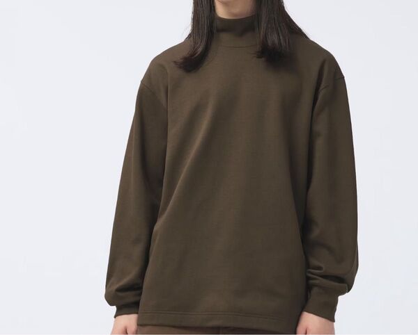 【ユニクロ U】ブラッシュドモックネックTシャツ XLサイズ 38 DARK BROWN