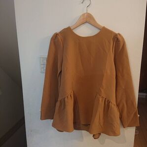 新品未使用 美品 グラマラスガーデンブラウス ポップスベージュ M