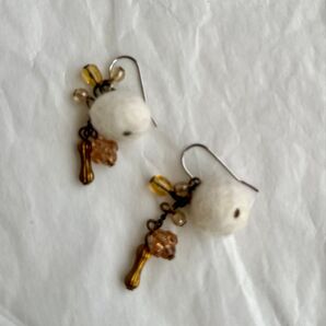 シンプルなピアス