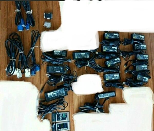 パソコン用品まとめ売り、ノートパソコンのACアダプター、ディスプレイケーブル、変換コネクタ、ワイヤレスカード