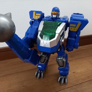 中華トイ 変形ロボ