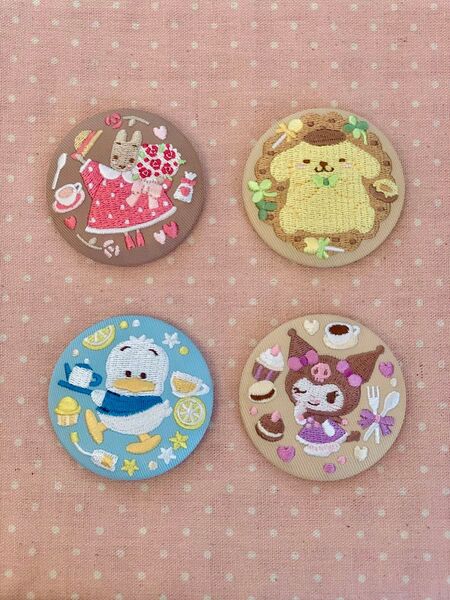 サンリオキャラクターズ 刺繍缶バッジビスケット3
