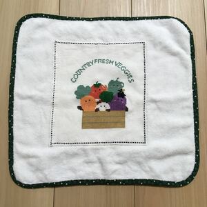 値下げ♪　タオル　刺繍入り　ハンドメイド　ハンドタオル　タオルハンカチ大判