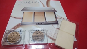 LUNASOL ルナソル★ファンデーション、メイクアップベース サンプルset★スポンジ、ヘアターバン付き★