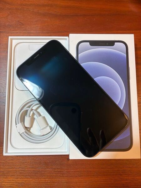 iPhone 12 ブラック64GB 【バッテリー81%】本体 充電ケーブル付き